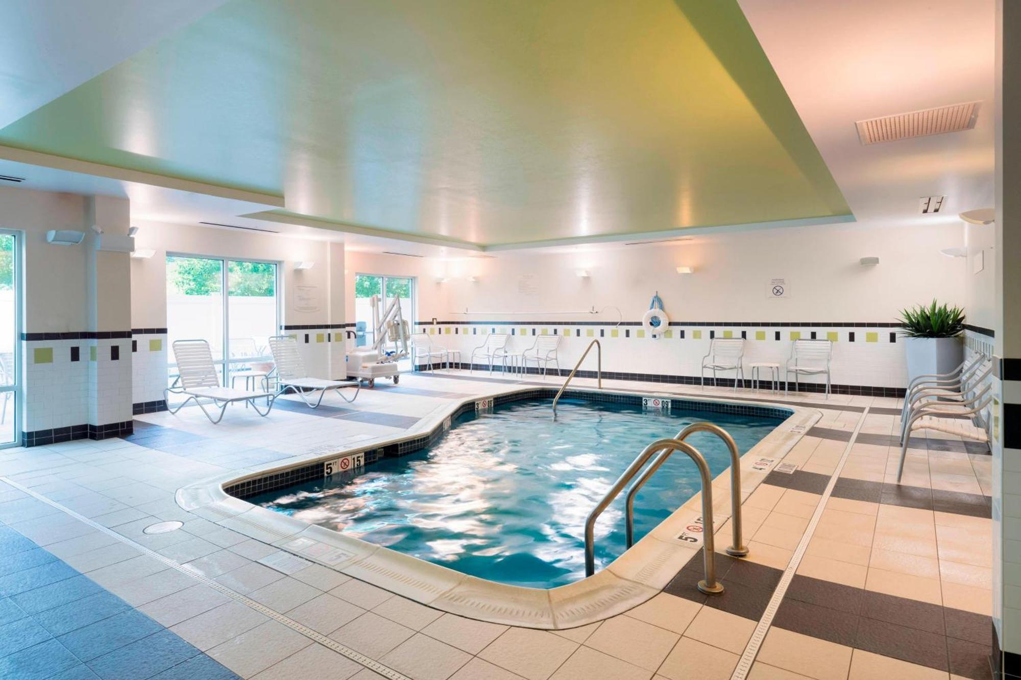 Fairfield Inn & Suites Huntingdon Raystown Lake Exteriör bild