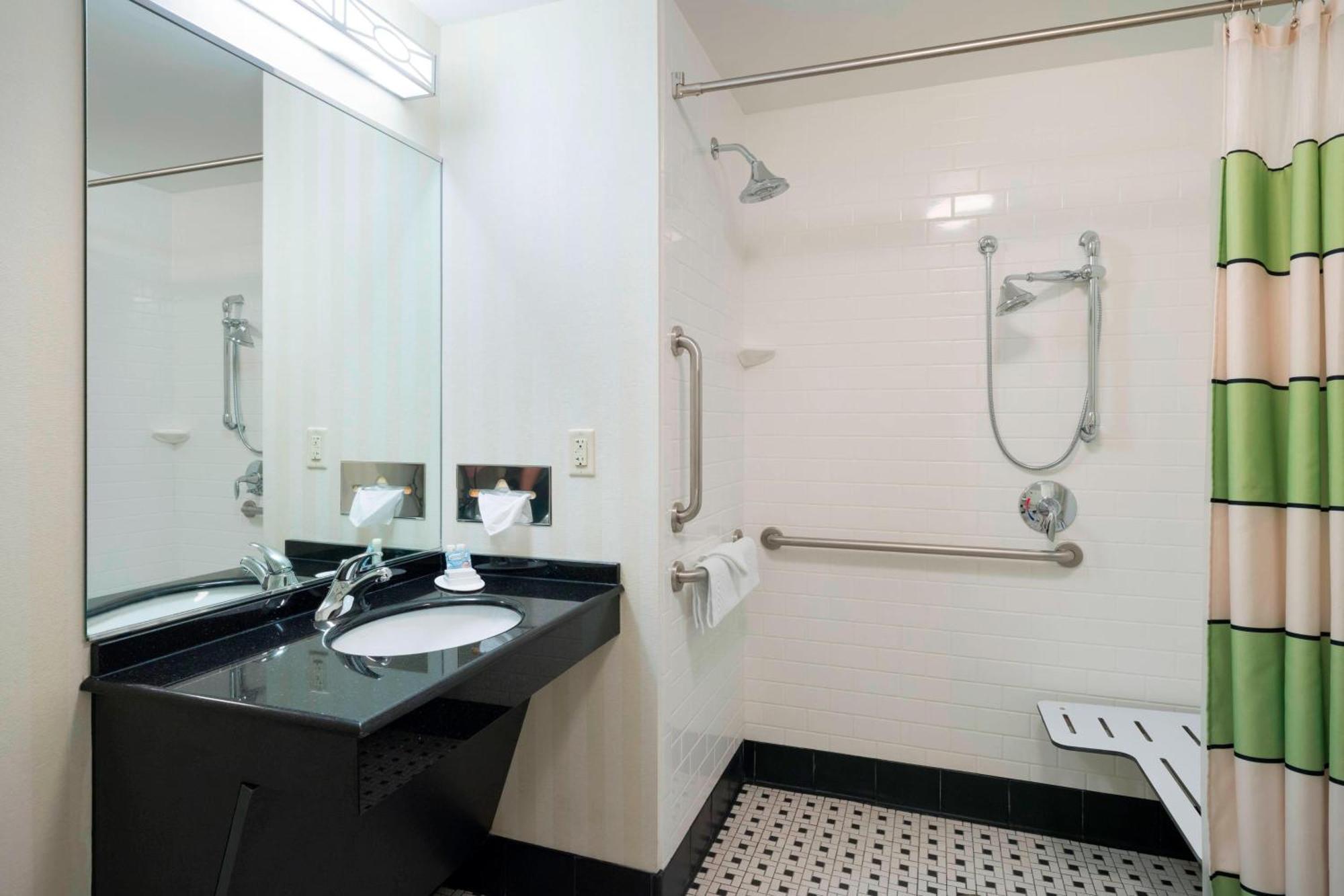 Fairfield Inn & Suites Huntingdon Raystown Lake Exteriör bild